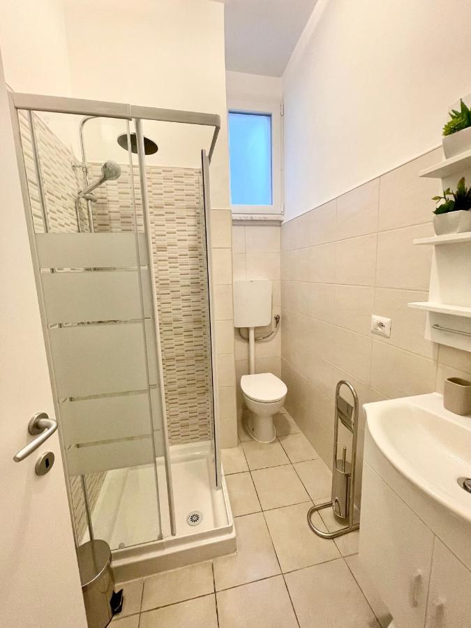 Apartment Savoia Бари Экстерьер фото