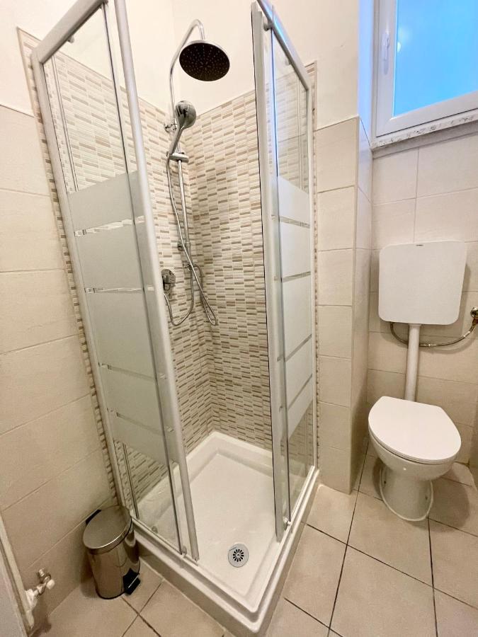 Apartment Savoia Бари Экстерьер фото
