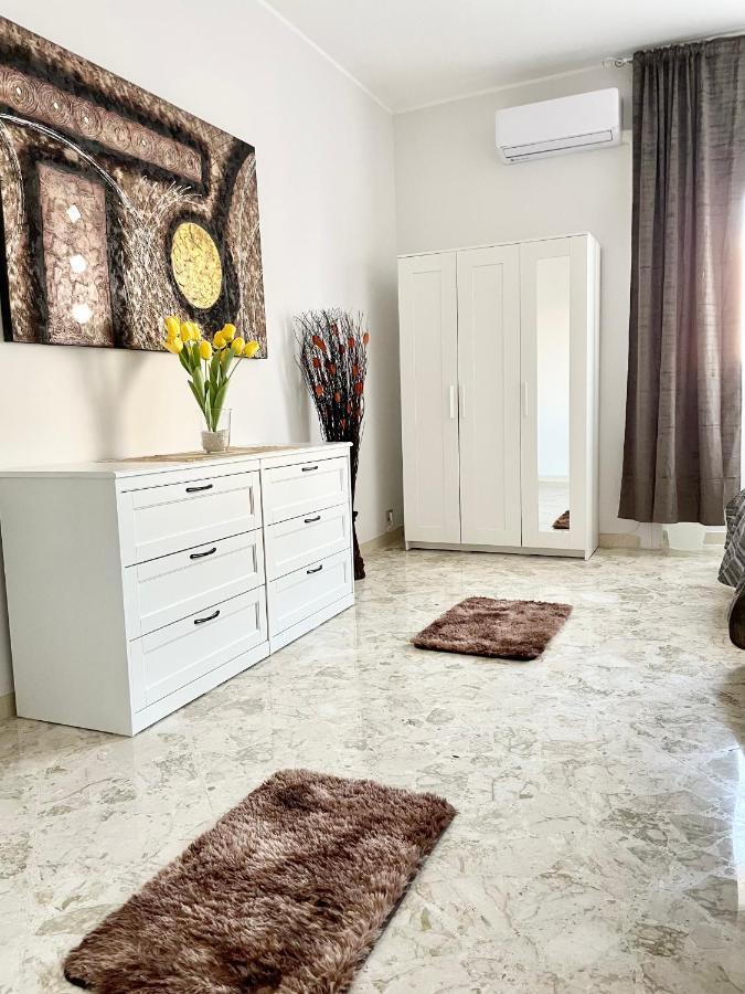 Apartment Savoia Бари Экстерьер фото