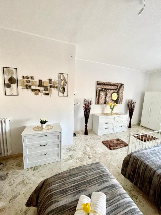 Apartment Savoia Бари Экстерьер фото